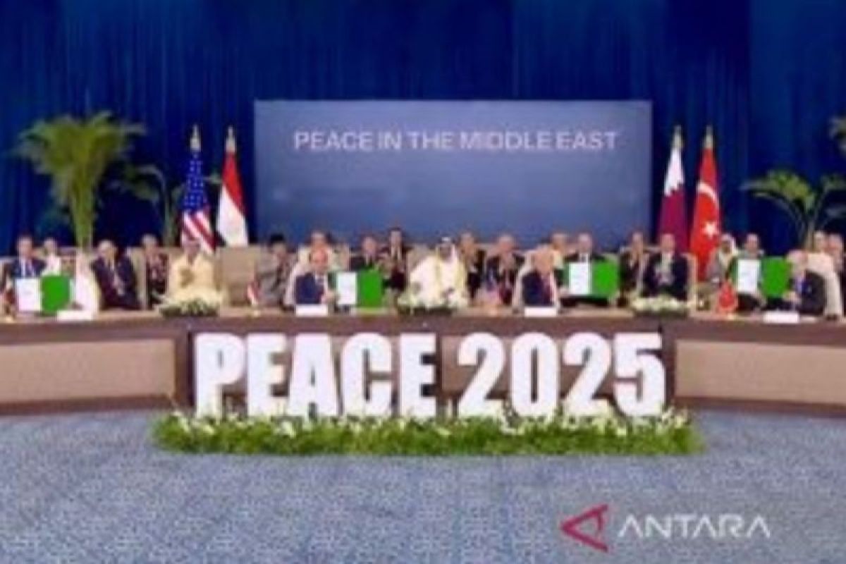 Donald Trump sebut Prabowo “sosok luar biasa” dalam KTT Damai Wilayah Kawasan Gaza