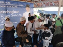 Berbagi Kebahagiaan, Subhan Santuni Ratusan Anak Yatim dan Ajak Berwisata ke Pantai Anyer
